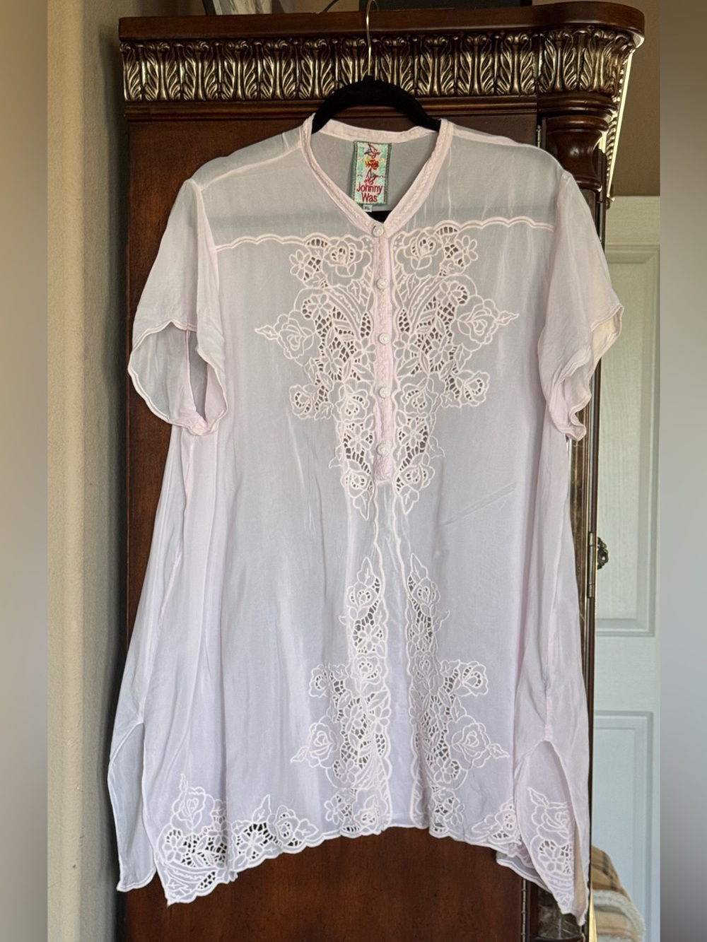 Johnny Was Pale Pink Embroidered Tunic Blouse